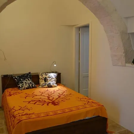 Trullo Rosso E Le Sue Esperienze Villa Martina Franca